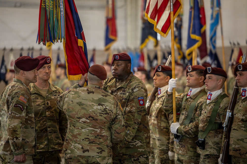 82nd Airborne Division Change of Responsibility, Colors