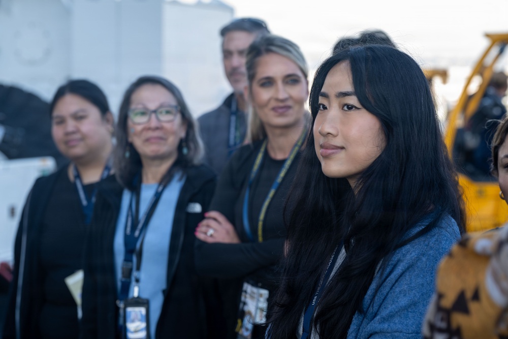 FRCSW Comptroller Team Visits USS Theodore Roosevelt