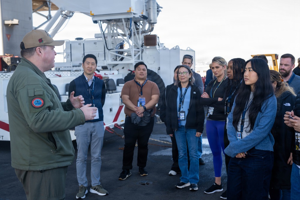 FRCSW Comptroller Team Visits USS Theodore Roosevelt