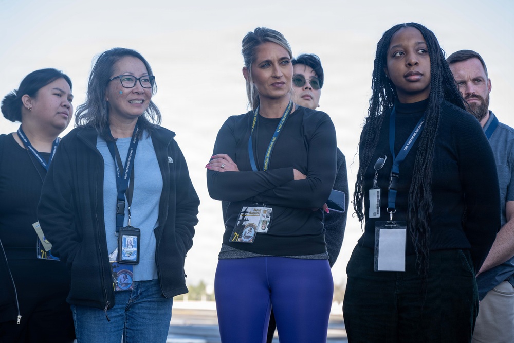 FRCSW Comptroller Team Visits USS Theodore Roosevelt