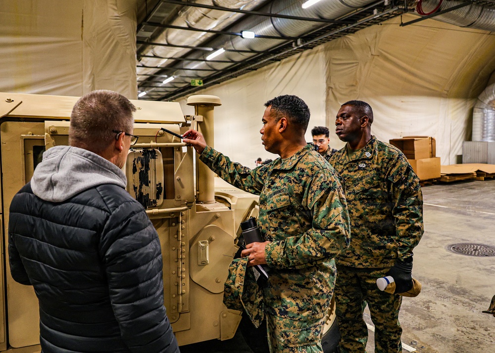 Blount Island Command Leadership Conducts MCPP-N Cave Site Visit