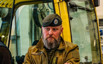 Blount Island Command Leadership Conducts MCPP-N Cave Site Visit