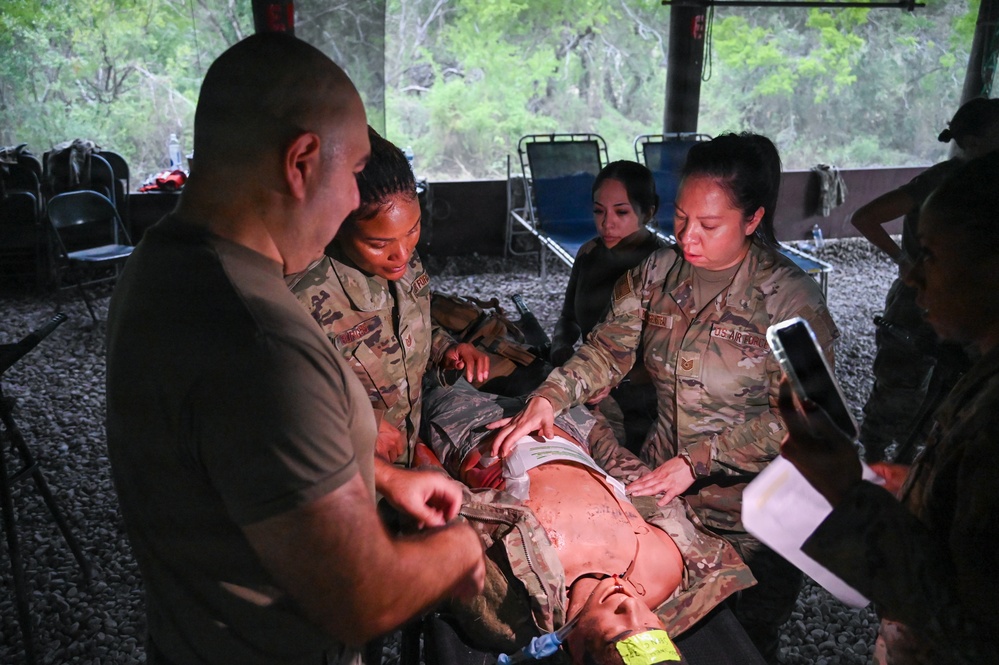 433rd MDG Airmen Hone Mass-Casualty Response Skills