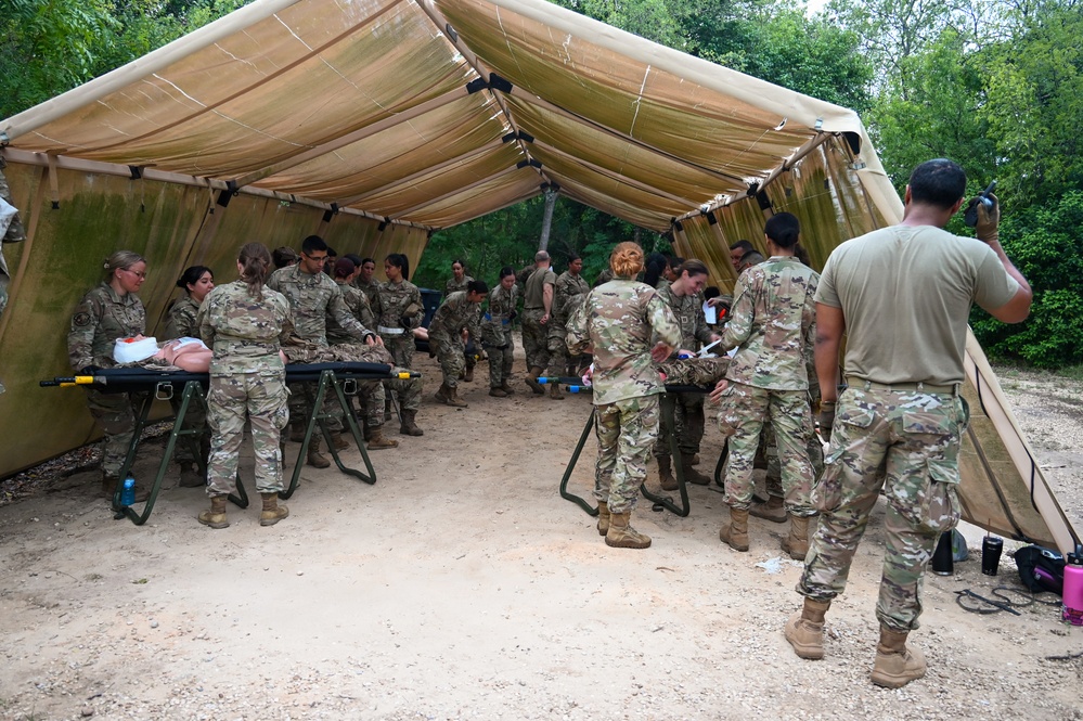 433rd MDG Airmen Hone Mass-Casualty Response Skills