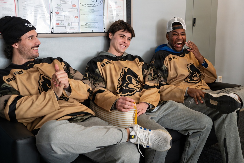 UD Blue Hens visit Dover AFB