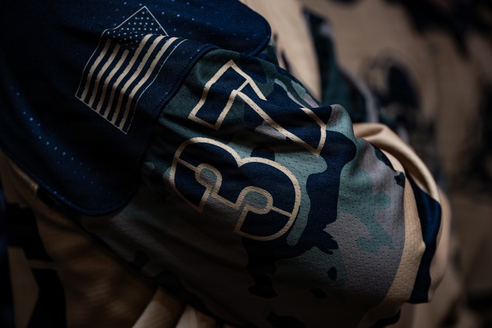 UD Blue Hens visit Dover AFB