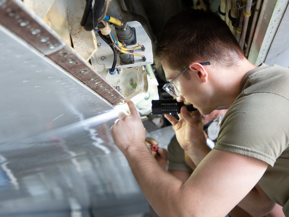 552nd Maintainers hard at work.