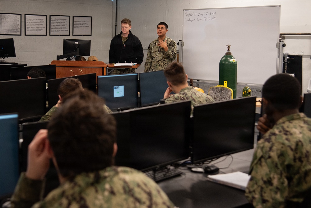 Surface Warfare Engineering School Command (SWESC) Great Lakes Instructors Train Next Generation of Naval Hull Maintenance Technicians