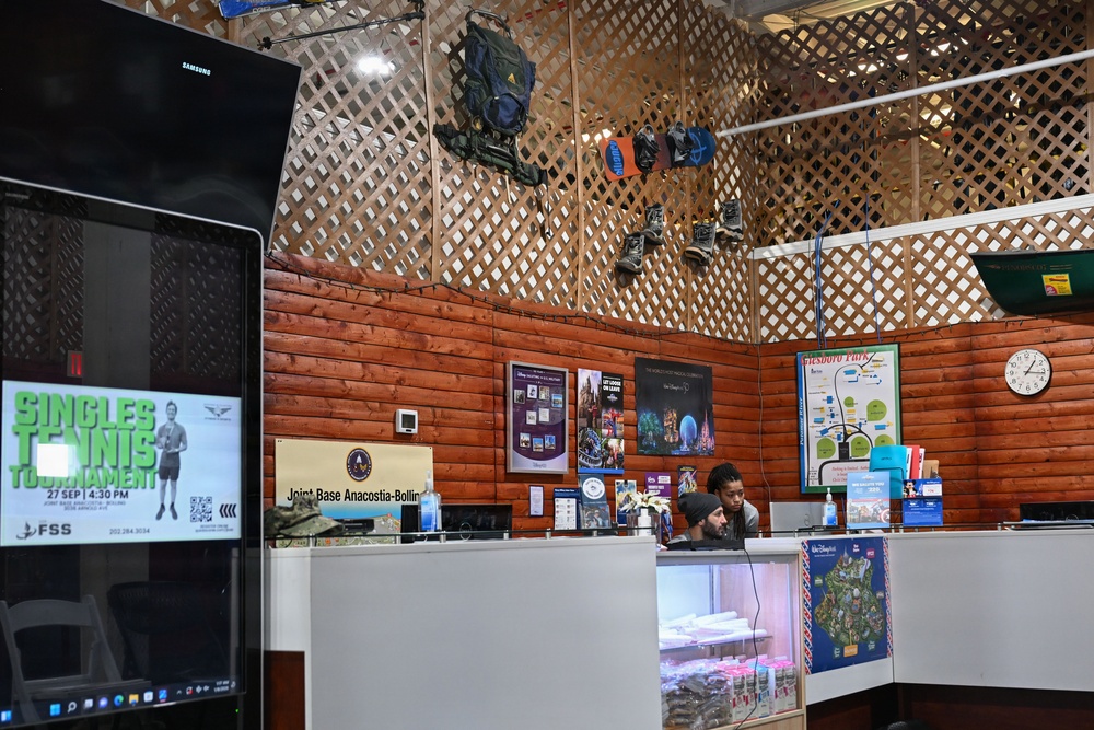 11th FSS Outdoor Recreation supports winter adventures for military members