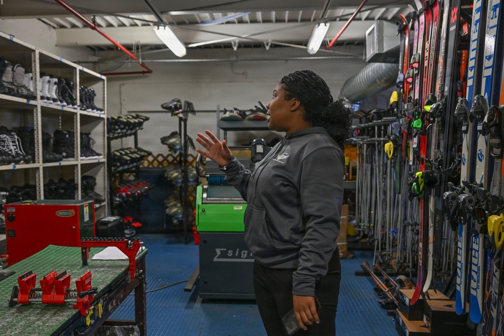 11th FSS Outdoor Recreation supports winter adventures for military members