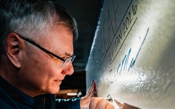 SECAF visits F.E. Warren AFB