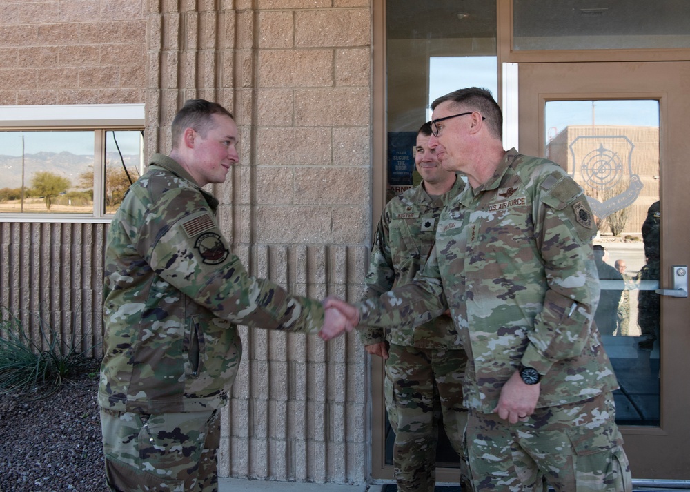 SOUTHCOM a/CC visits AFSOUTH