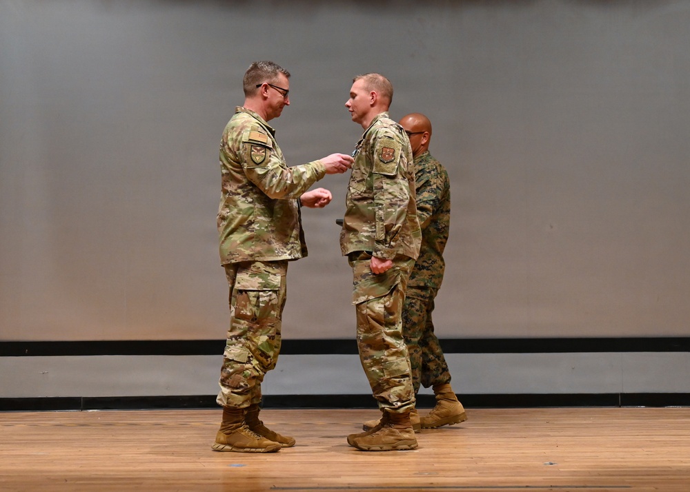 SOUTHCOM a/CC visits AFSOUTH
