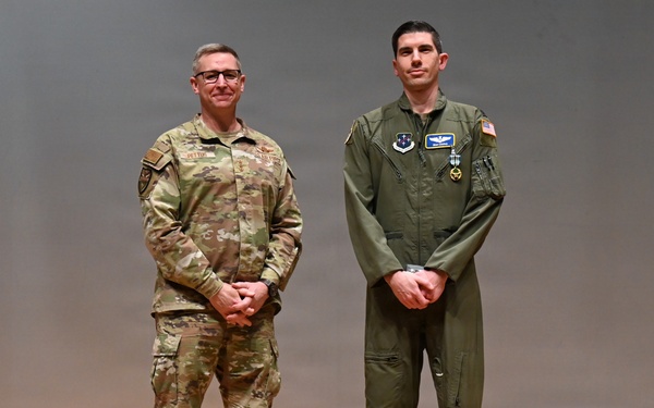 SOUTHCOM a/CC visits AFSOUTH
