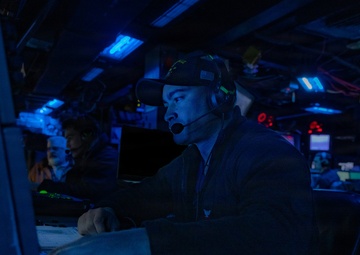 Underway Aboard the USS Gonzalez (DDG 66)