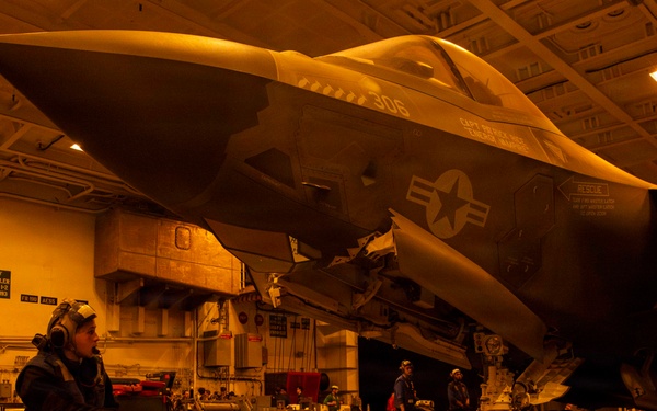 Abraham Lincoln conducts routine aircraft maintenance