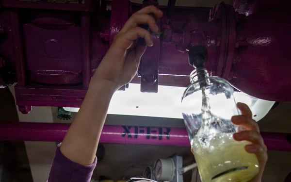 Abraham Lincoln conducts fueling operations