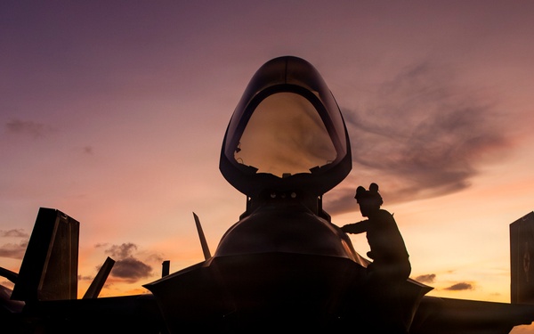Abraham Lincoln conducts routine aircraft maintenance