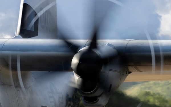 22nd MEU(SOC) | KC-130J Super Hercules Conducts First Landings onto BLT 3/6 Constructed Landing Zone