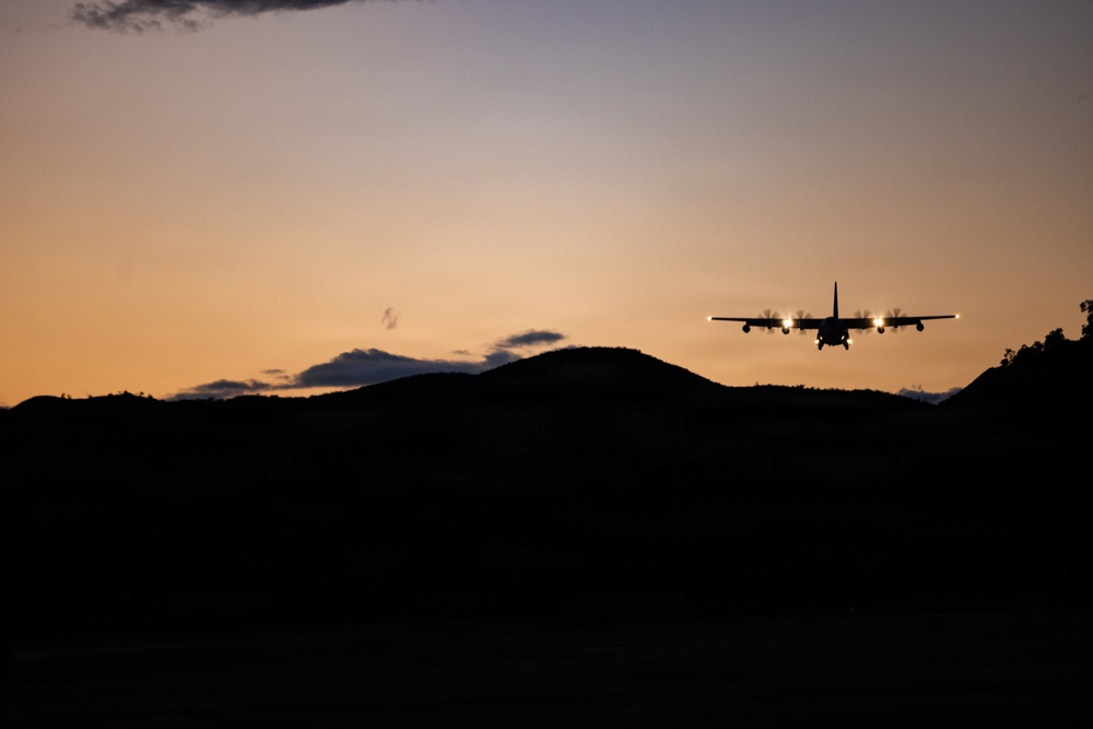 22nd MEU(SOC) | KC-130J Super Hercules Conducts First Landings onto BLT 3/6 Constructed Landing Zone