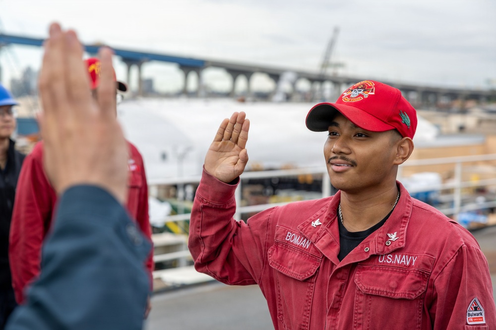 Reenlistments Onboard the USS Green Bay
