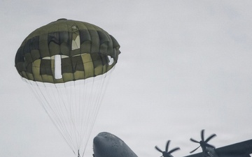 Yokota supports first JGSDF-hosted multinational airborne exercise