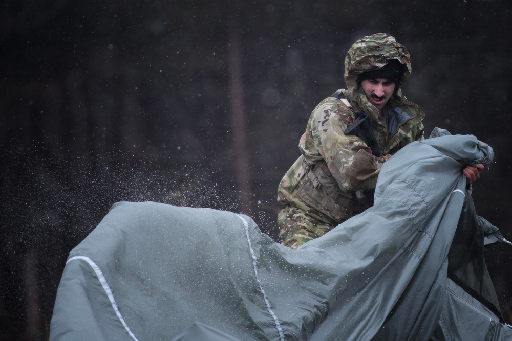 Yokota supports first JGSDF-hosted multinational airborne exercise