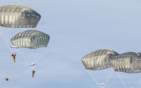 Tactical Airborne Operation at North Wind 26