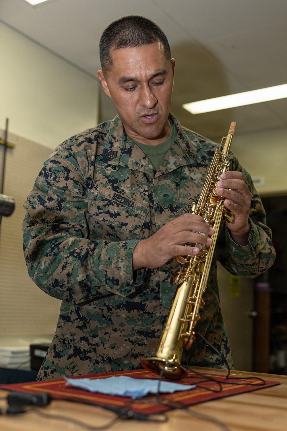 III MEF Band’s Sole Fixer