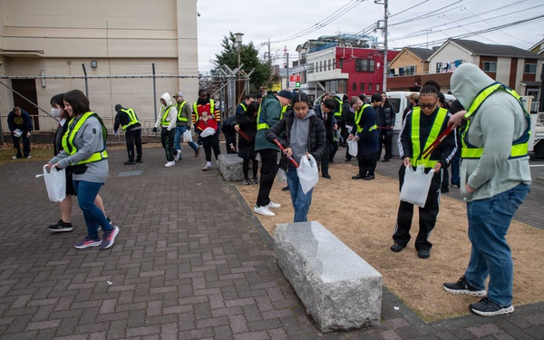 Ayase Curbside Clean Up