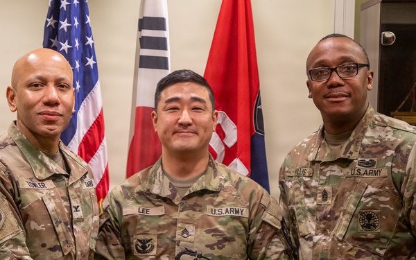 Champion Brigade Boasts 2ID, 8th Army Career Counselors of the Year