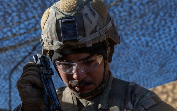 1st Armored Division Conducts E3B Weapons Lanes