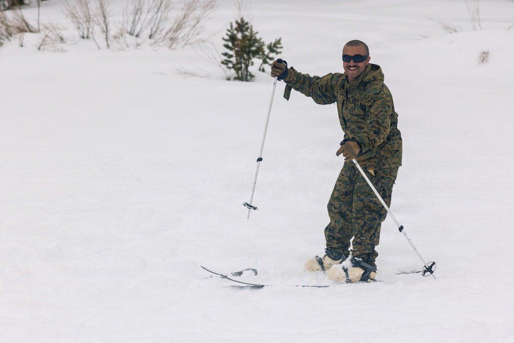 2nd Bn., 4th Marines conduct ski familiarization during MTX 1-26