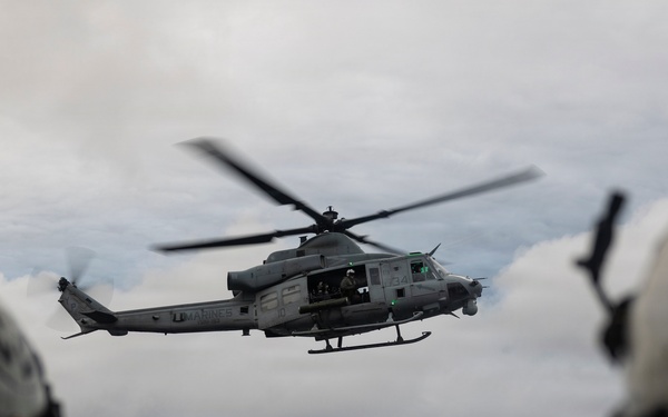 11th MEU Marines, Sailors Conduct Deck Landing Qualifications Aboard USS Boxer