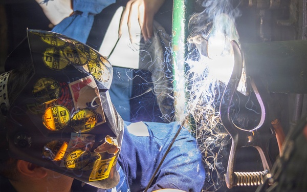 Abraham Lincoln conducts routine maintenance