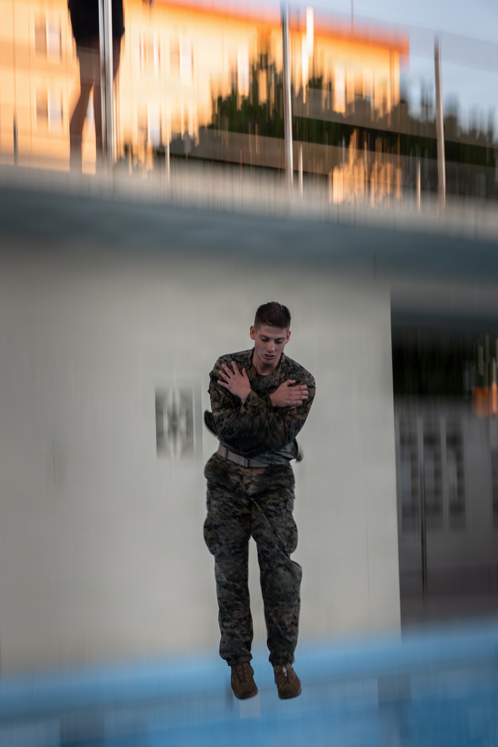 3d Intelligence Battalion Marines conduct water survival training