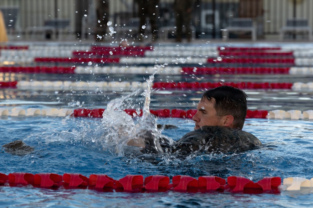 3d Intelligence Battalion Marines conduct water survival training