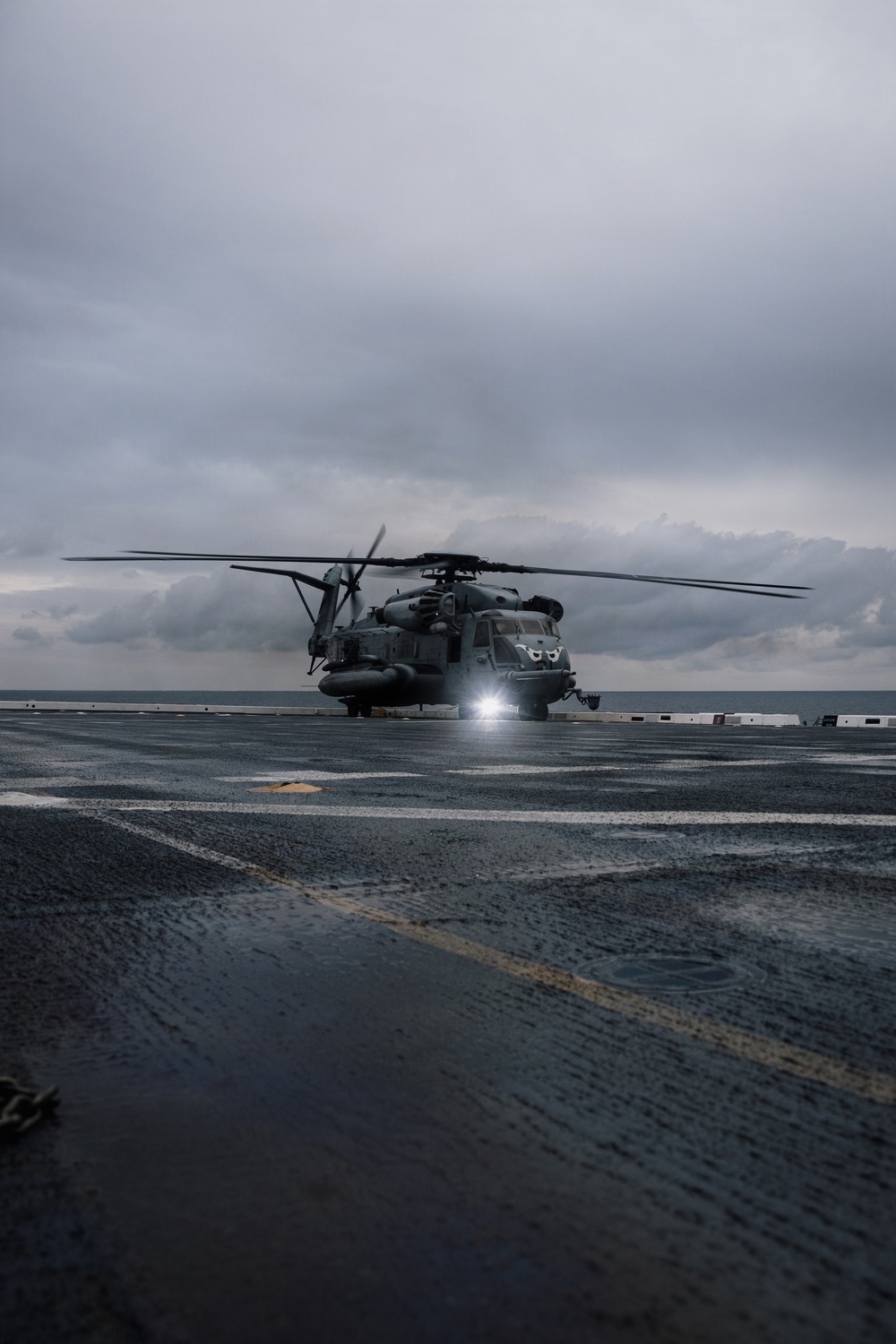 11th MEU Marines and Sailors conduct flight deck operations aboard USS Portland