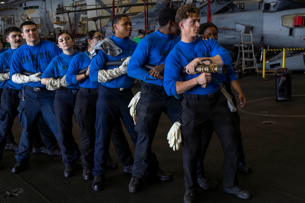 Abraham Lincoln conducts firefighting drill