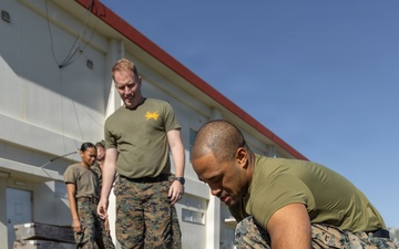 5th Air Naval Gunfire Liaison Company Marines conduct tactical combat casualty care training