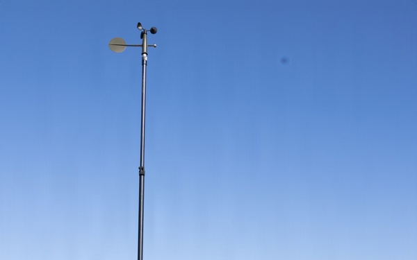 III Marine Expeditionary Force meteorology and oceanography analyst forecasters set up weather sensor