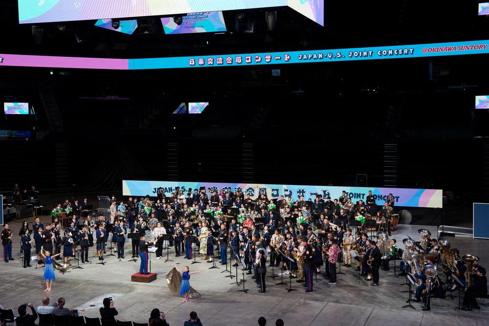 U.S. Marine band plays in Japan, U.S. Joint Concert