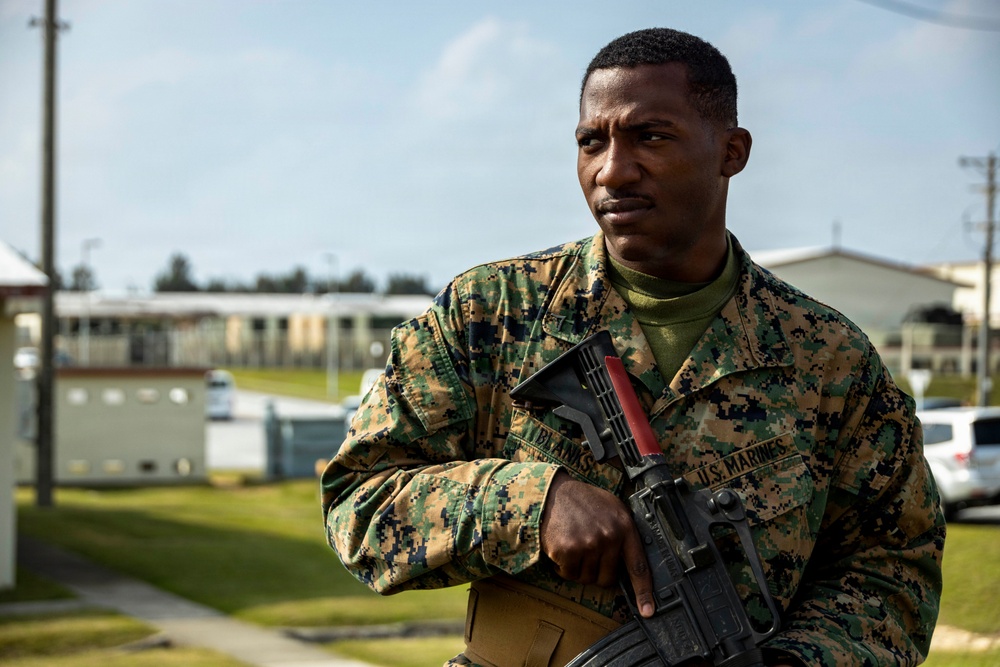 U.S. Marines train during Combat Lifesaver Course