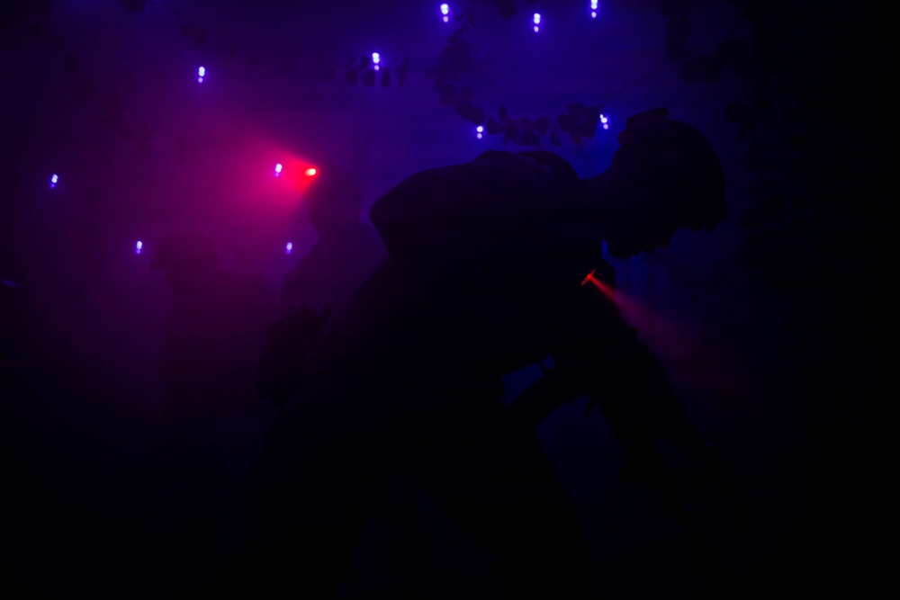 U.S. Marines participate in Combat Lifesaver Course culminating event