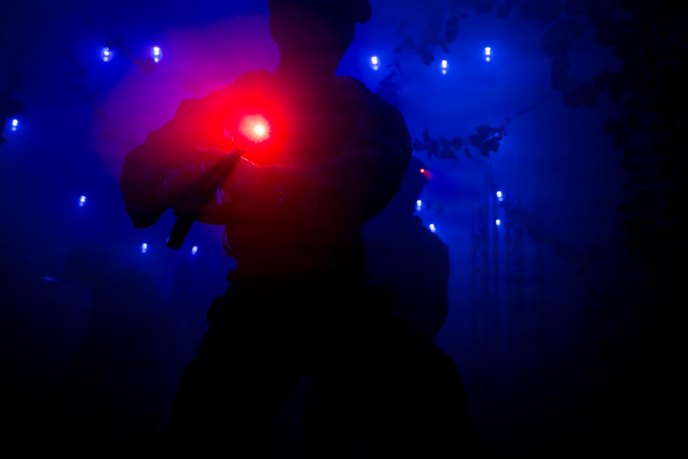 U.S. Marines participate in Combat Lifesaver Course culminating event