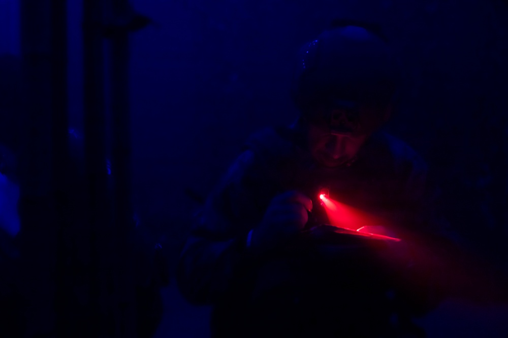 U.S. Marines participate in Combat Lifesaver Course culminating event