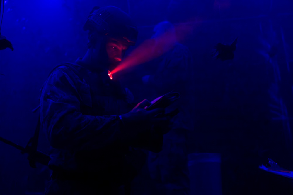 U.S. Marines participate in Combat Lifesaver Course culminating event