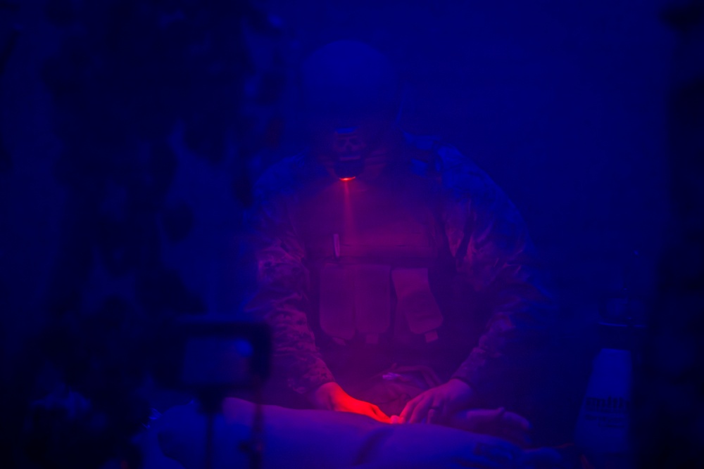 U.S. Marines participate in Combat Lifesaver Course culminating event