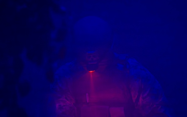 U.S. Marines participate in Combat Lifesaver Course culminating event