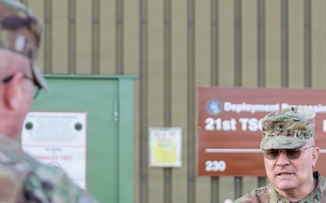 7th MSC Commanding General meets with DARPA deputy assistant in Germany